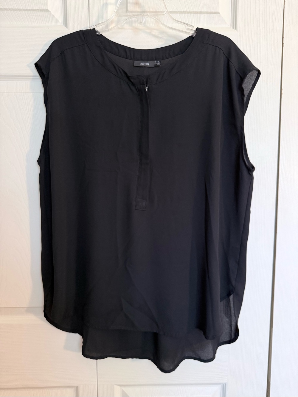 Apt. 9 Black Cap-Sleeve Zip-Neck Blouse